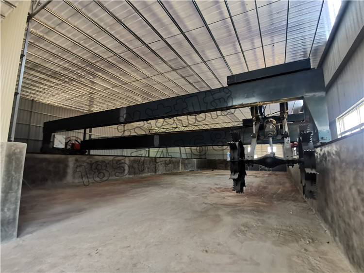 木薯渣輪盤(pán)翻拋機(jī)