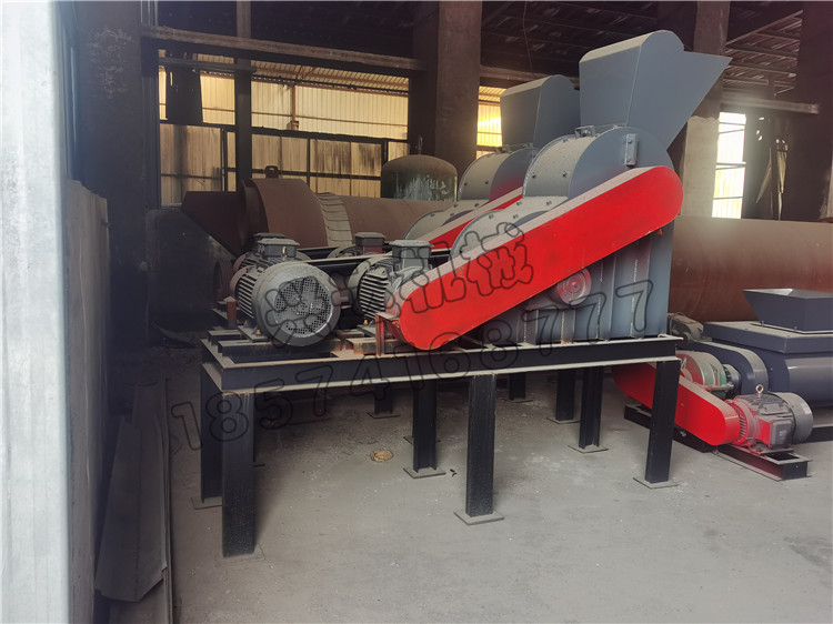 園林垃圾雙級(jí)粉碎機(jī)