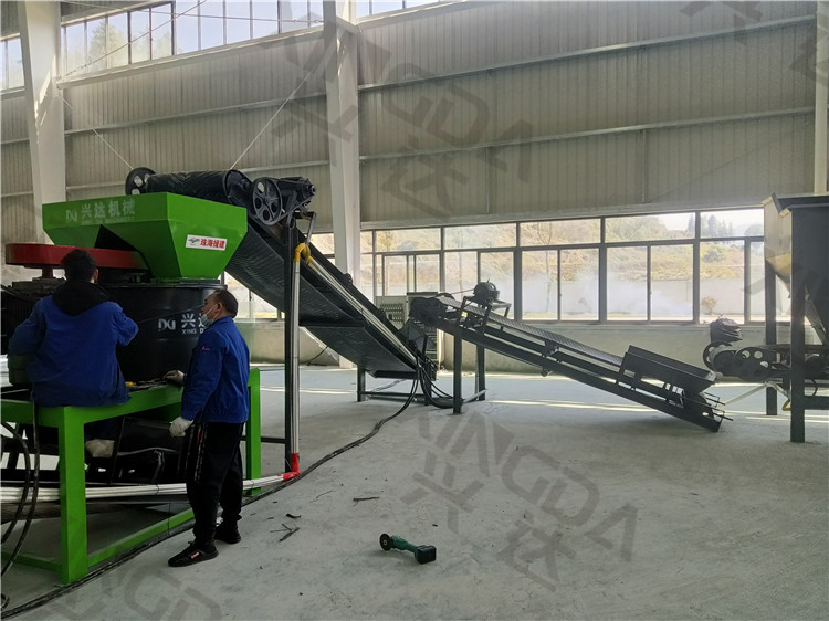 草炭年產(chǎn)3萬(wàn)噸有機(jī)肥生產(chǎn)線