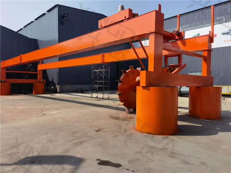 加工雞糞有機(jī)肥輪盤翻拋機(jī)