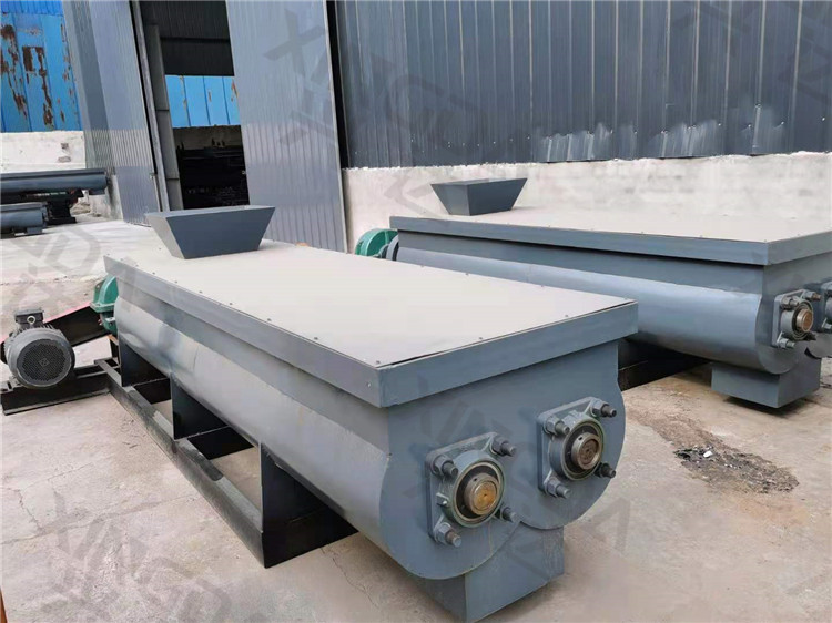 加工豬糞有機(jī)肥雙軸攪拌機(jī)