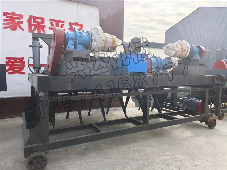 羊糞加工有機(jī)肥液壓槽式翻拋機(jī)