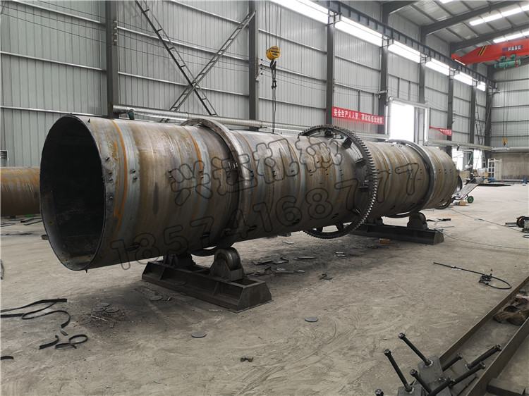 羊糞加工有機(jī)肥轉(zhuǎn)鼓造粒機(jī)