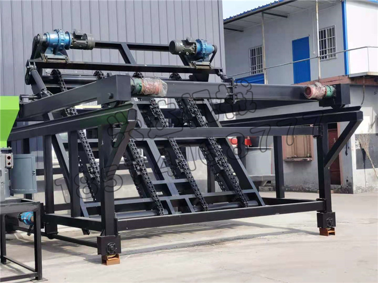 雞糞深槽翻堆機(jī)