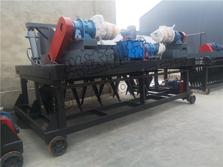 羊糞液壓翻堆機