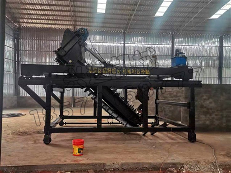 羊糞深槽翻堆機(jī)