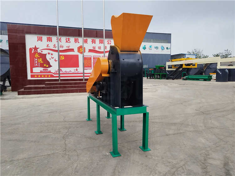 常用雙級粉碎機操作時的注意事項