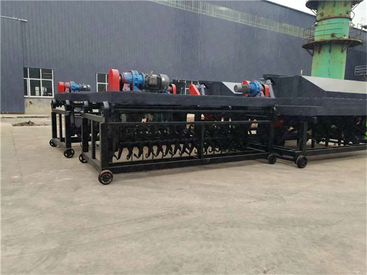 牛糞有機(jī)肥翻堆設(shè)備廠家有機(jī)肥發(fā)酵設(shè)備