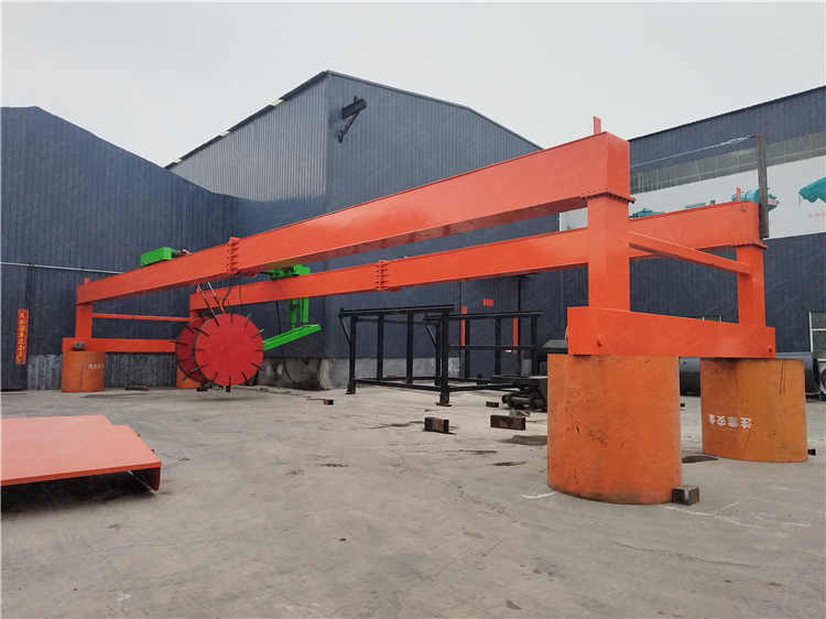 有機肥槽式輪盤翻拋機生產(chǎn)定制廠家