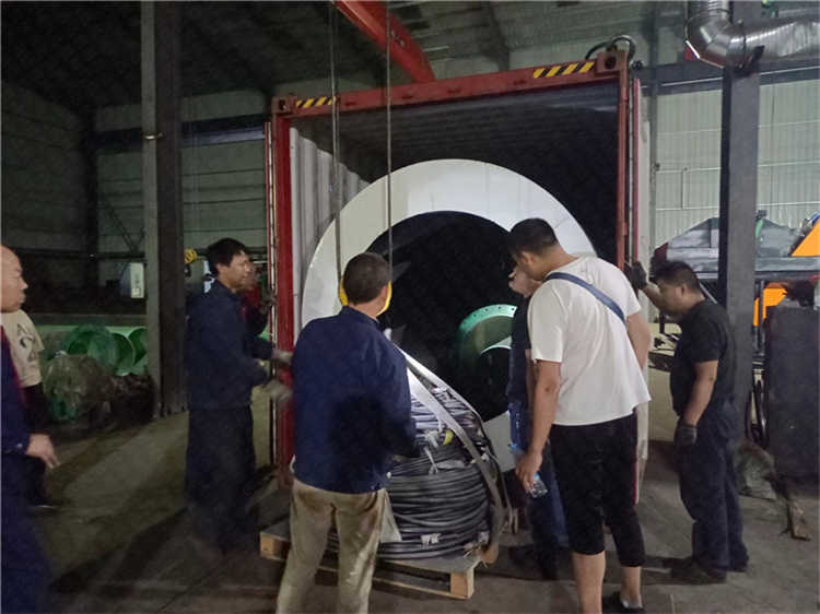 出口客戶烘干機設(shè)備準(zhǔn)備發(fā)貨