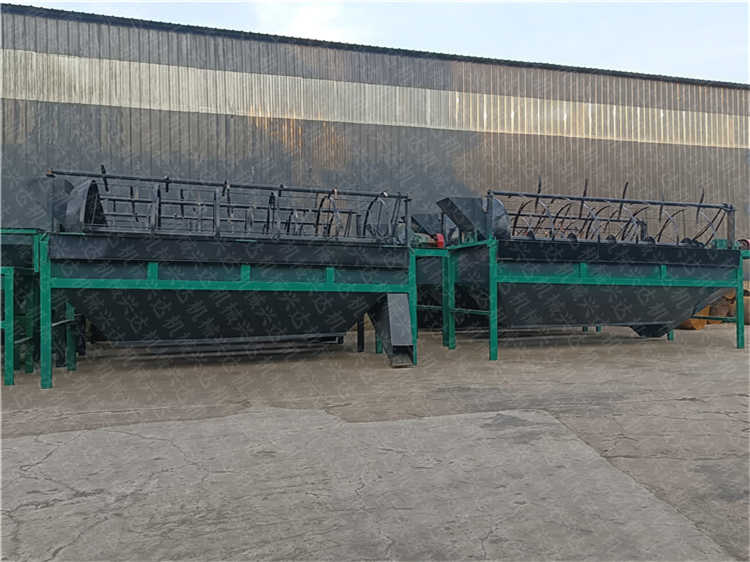 滾筒轉(zhuǎn)動而被篩選設(shè)備有機(jī)肥滾筒篩分機(jī)