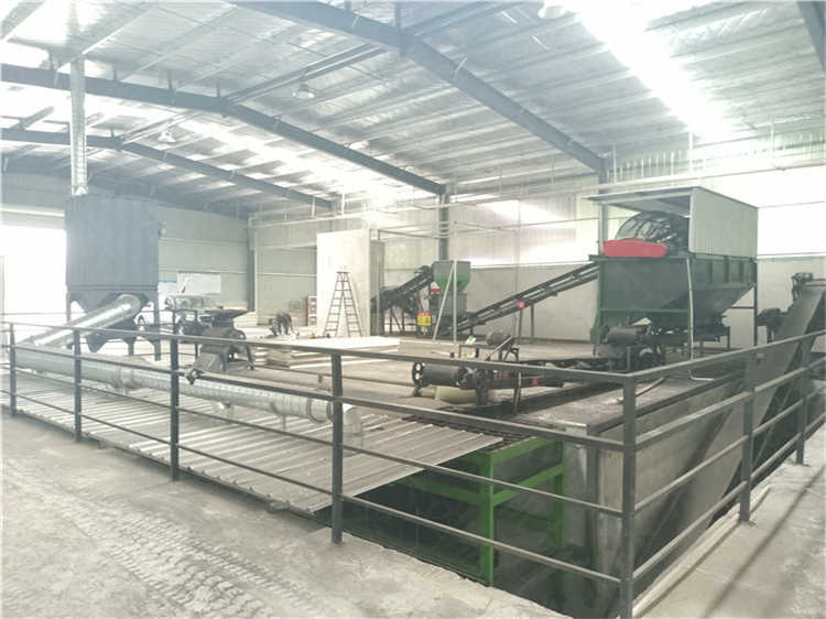 羊糞粉狀有機肥生產線全套設備的制作工藝