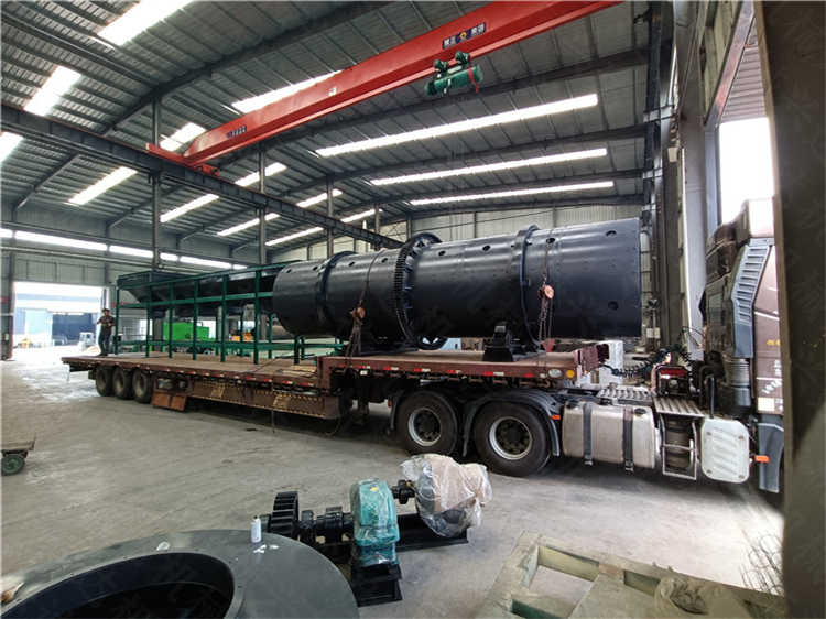 轉(zhuǎn)鼓造粒有機肥生產(chǎn)線 禽畜糞便加工有機肥設(shè)備發(fā)貨