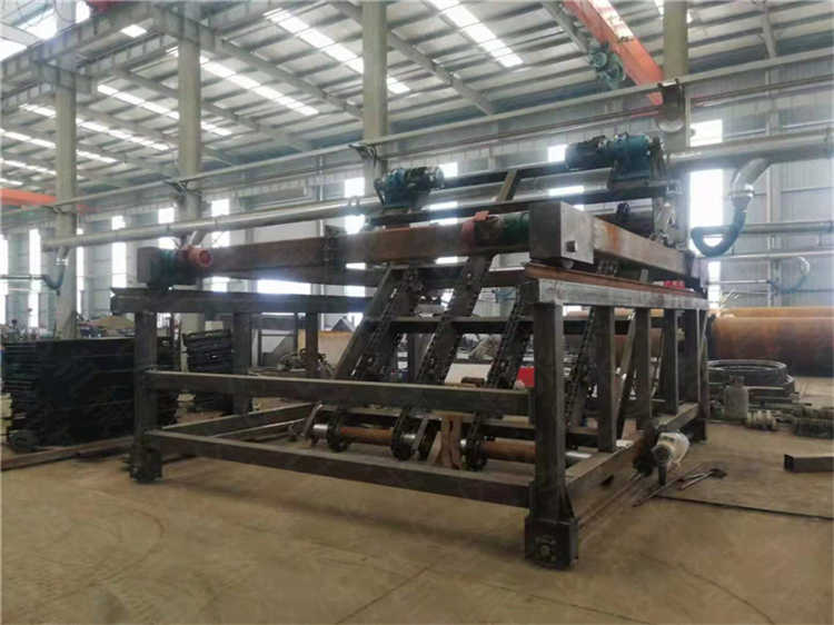牛糞有機(jī)肥翻拋機(jī)設(shè)備 糞污處理鏈板翻拋機(jī)