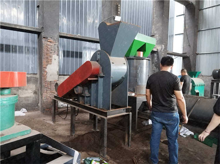 糠醛渣客戶試機使用現(xiàn)場